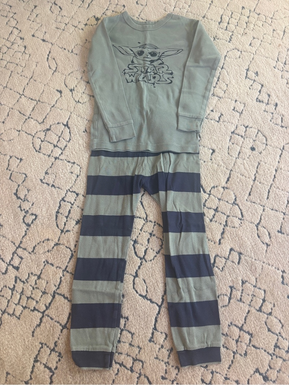 GAP Green and Navy Star Wars Kids Pajama Set